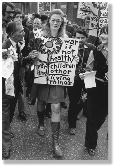 Peace message Vanessa Redgrave   1968.