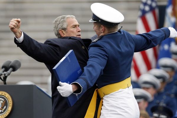 Фотохроника 8-летнего правления 43-го президента США Джорджа Буша-младшего (George W. Bush) (54 фотографии), photo:20