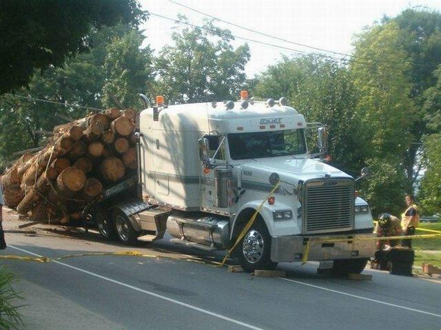log-truck_08.jpg
