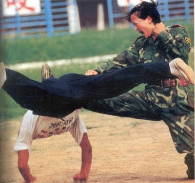 chinese_military_girls_06.jpg