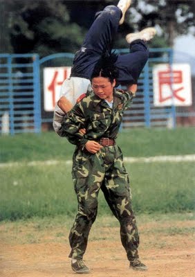 chinese_military_girls_16.jpg