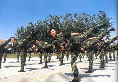 chinese_military_girls_19.jpg