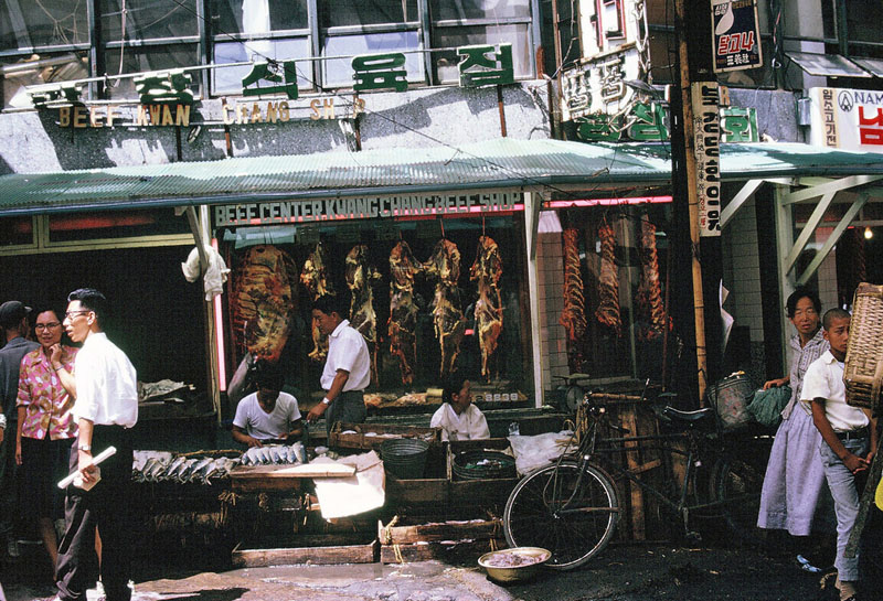 Namdaemun Market Seoul 1966f.jpg