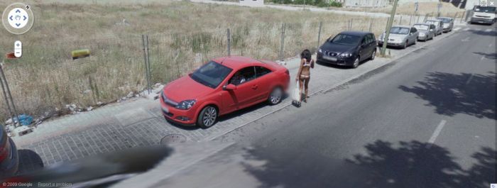 prostitutes_on_google_street_view_10.jpg