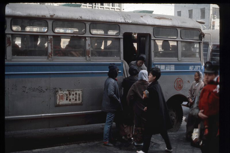 Seoul, Apr 1966 Chongro.jpg