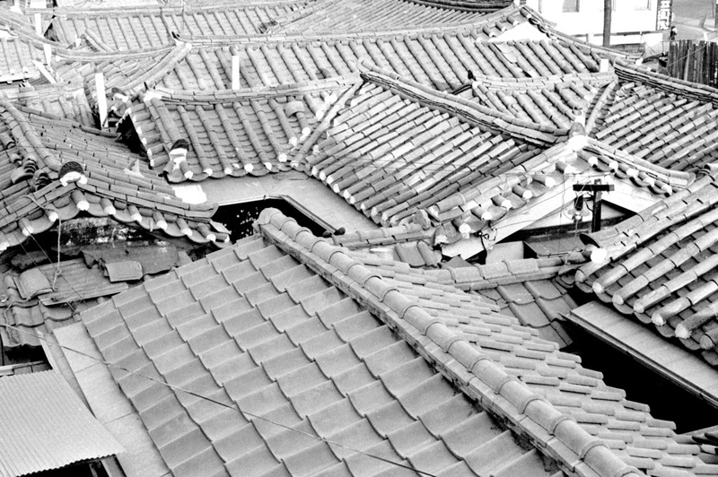 Seoul, 1966, Rooftops 2.jpg