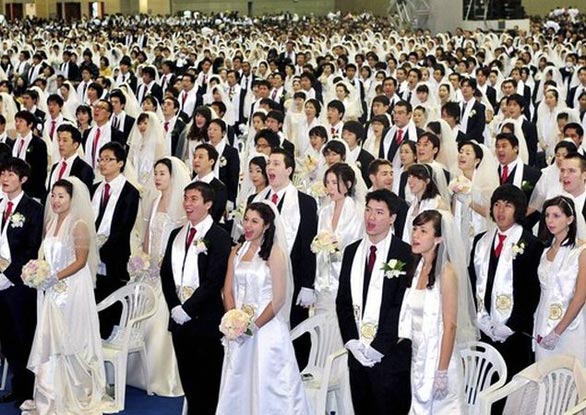 10000-couples-wedding-ceremony-goyang-seoul-south-korea-stills-pictures-photos-11.jpg