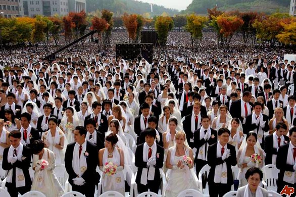 10000-couples-wedding-ceremony-goyang-seoul-south-korea-stills-pictures-photos-8.jpg