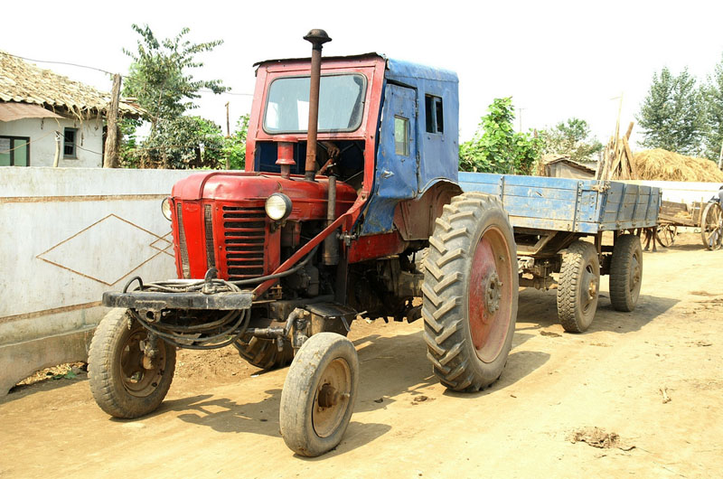 Chollima tractor.jpg