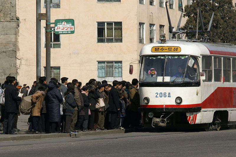 zPyongyang tram stop.jpg