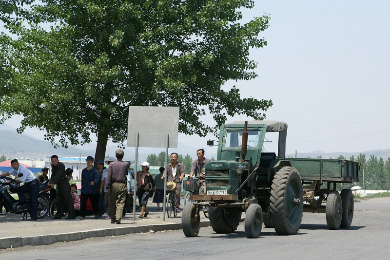 zNampo street scene with Chollima tractor.jpg
