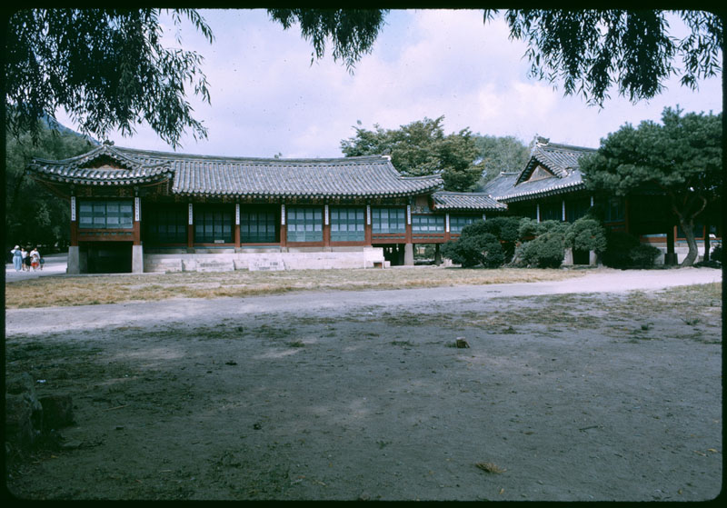 xKyongbok Palace, 1965.jpg