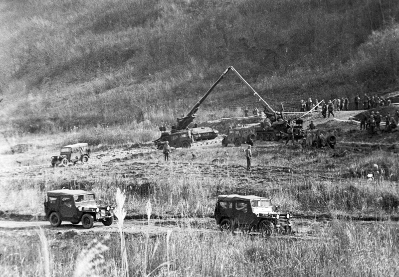 Artillery Demonstration Korea 1970.jpg
