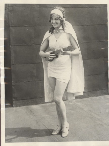 Miss Universe 1927.jpg