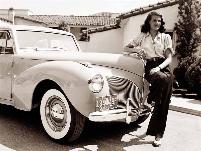 aRita Hayworth &amp; her 1941 Lincoln Continental.JPG