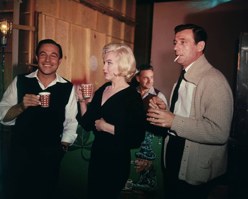 Gene Kelly, Marilyn Monroe, Yves Montand.JPG