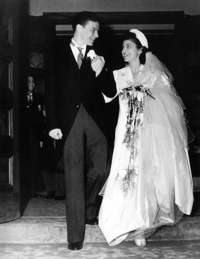 Frank Sinatra and wife Nancy2.jpg