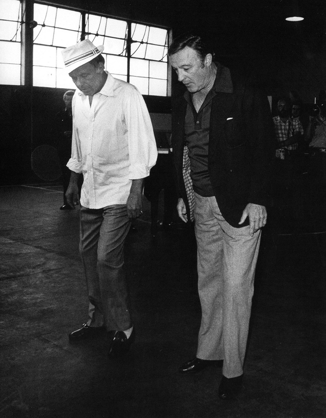 Frank Sinatra and Gene Kelly.jpg