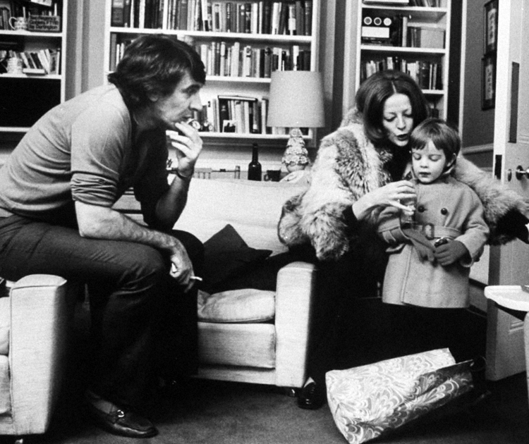 Actors Robert Stephen and Maggie Smith relaxing at home with their son Christopher..jpg
