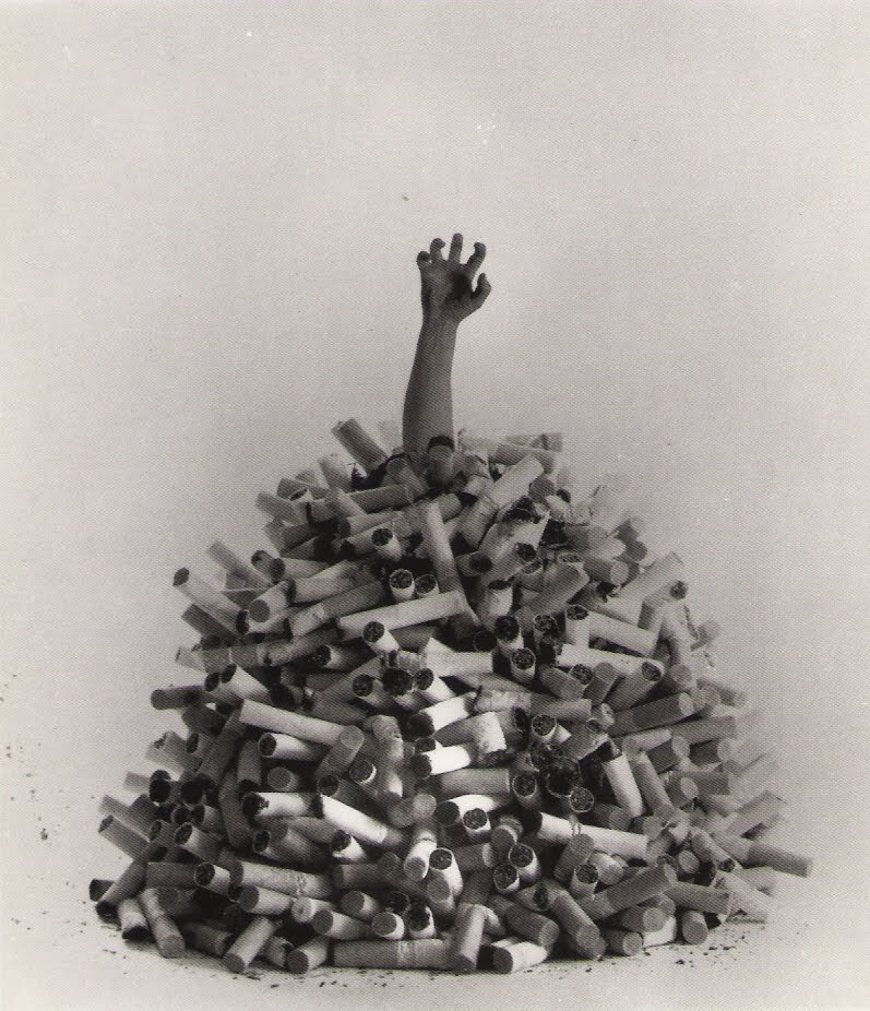Alfred Gescheidt from Henri Dauman Pictures. Cigarette and Hand. 1964.jpg