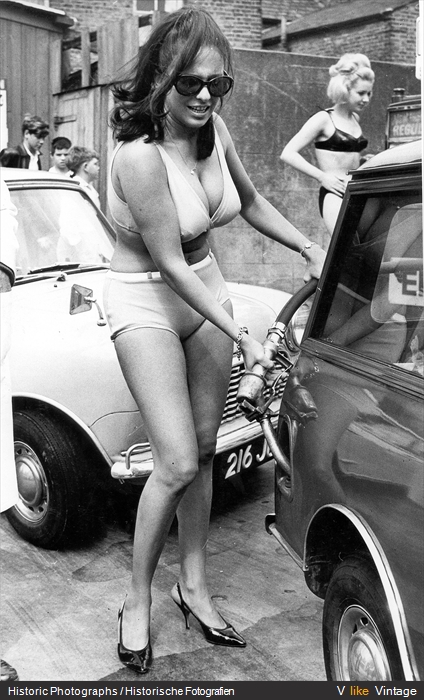 At the gas station 1964.jpg