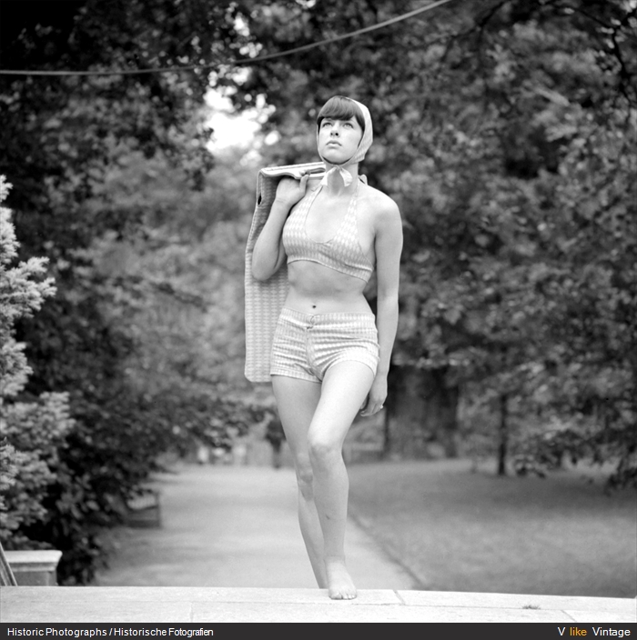 Bikini Model 1965.jpg