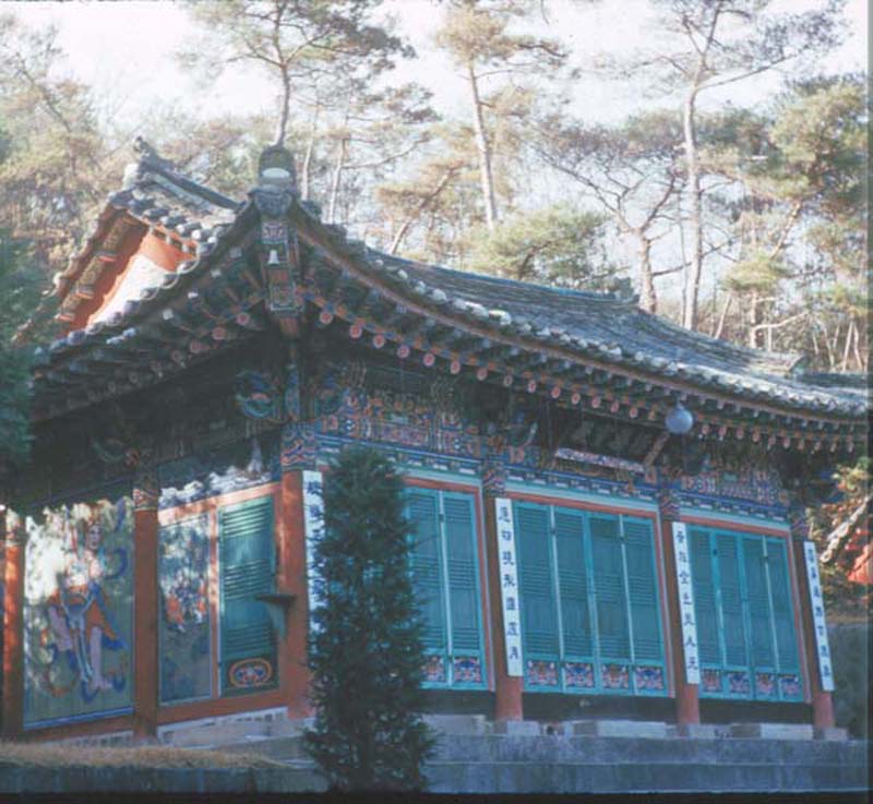 Buddhist Temple near the company compound. Korea, 1952.jpg