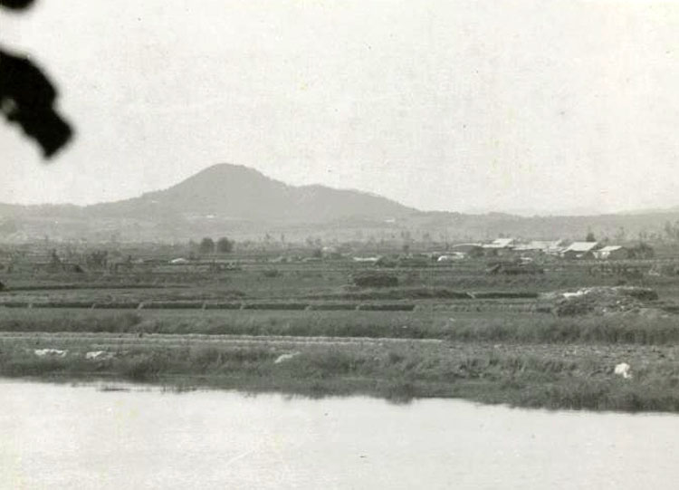 Anjeong-ri, Korea 1978-79.JPG