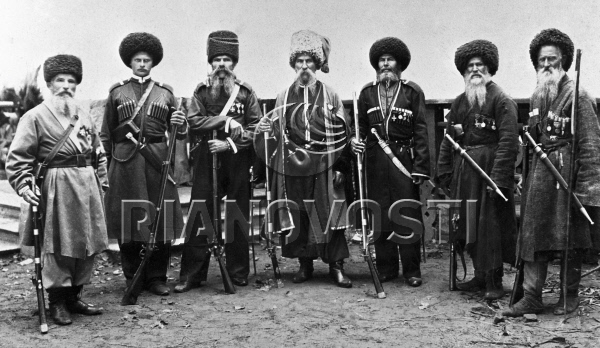 Cossacks, late 19th.jpg