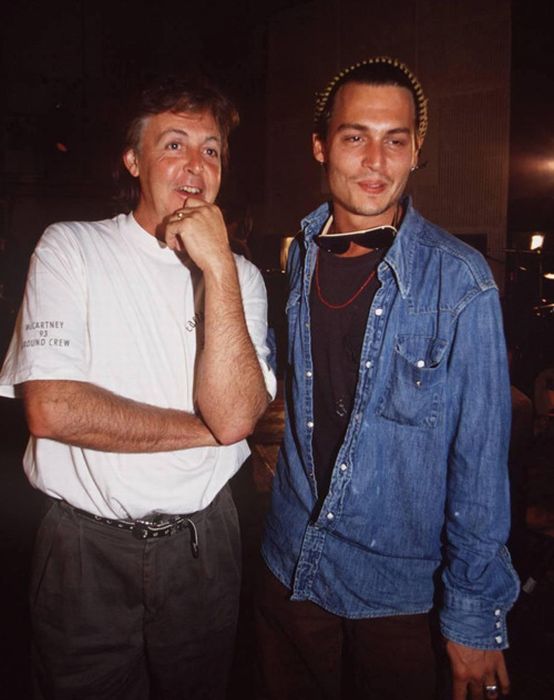 9Paul McCartney and Johnny Depp.jpg