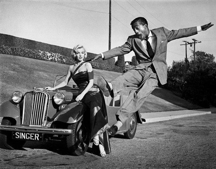 13Marilyn Monroe and Sammy Davis Jr..jpg