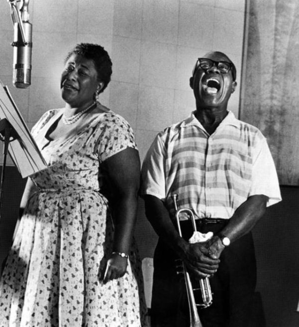 25Ella Fitzgerald and Louis Armstrong.jpg