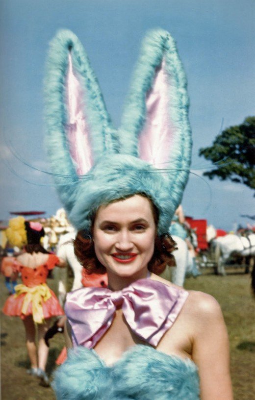 Showgirl-Barnum-Bailey-1946-520x816.jpg