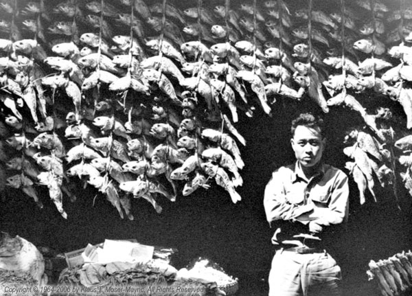 47-vendor-selling-dried-fish.jpg