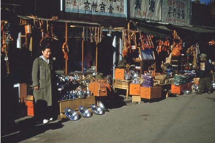 Goods for sale-Seoul-Jan 1953.JPG