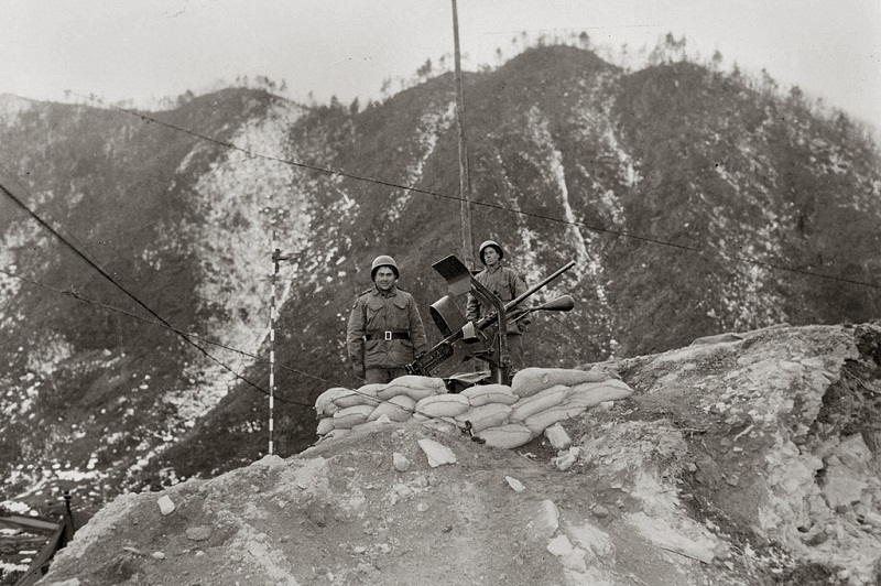 Korean War Turkish Soldiers 123.jpg