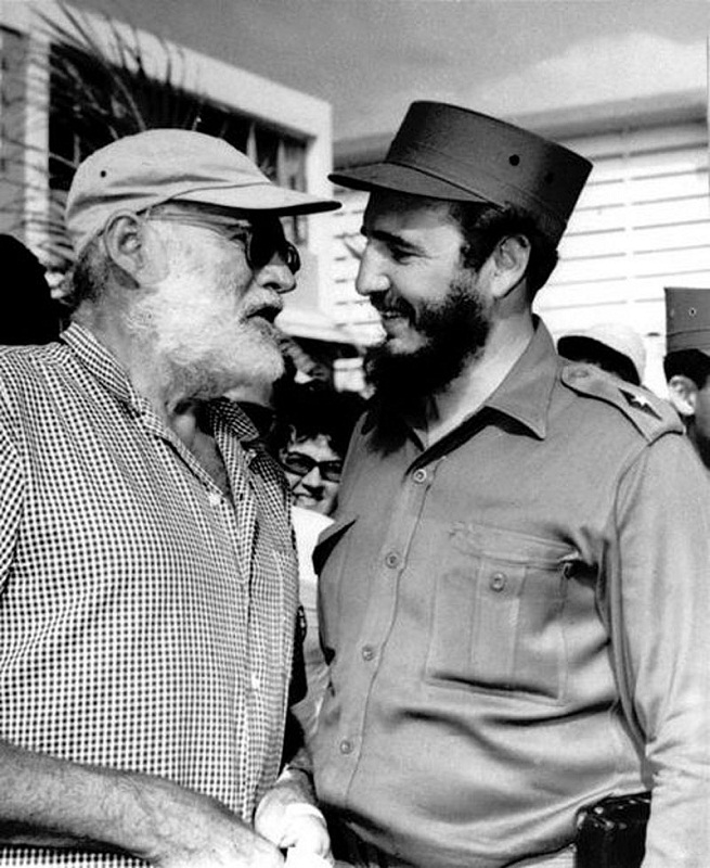 Ernest Hemingway and Fidel Castro.jpg