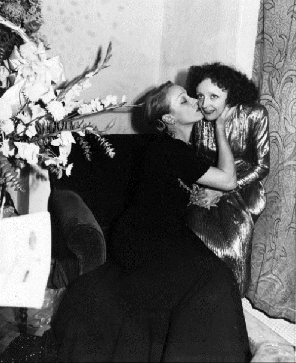 Marlene Dietrich and Edith Piaf.jpg