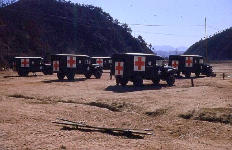 New ambulances 46th ASH-Feb. 1953.JPG