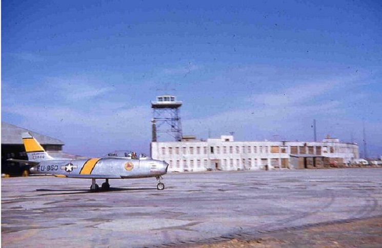 P-86 Sabre Jet Kimpo Airfield Seoul.JPG
