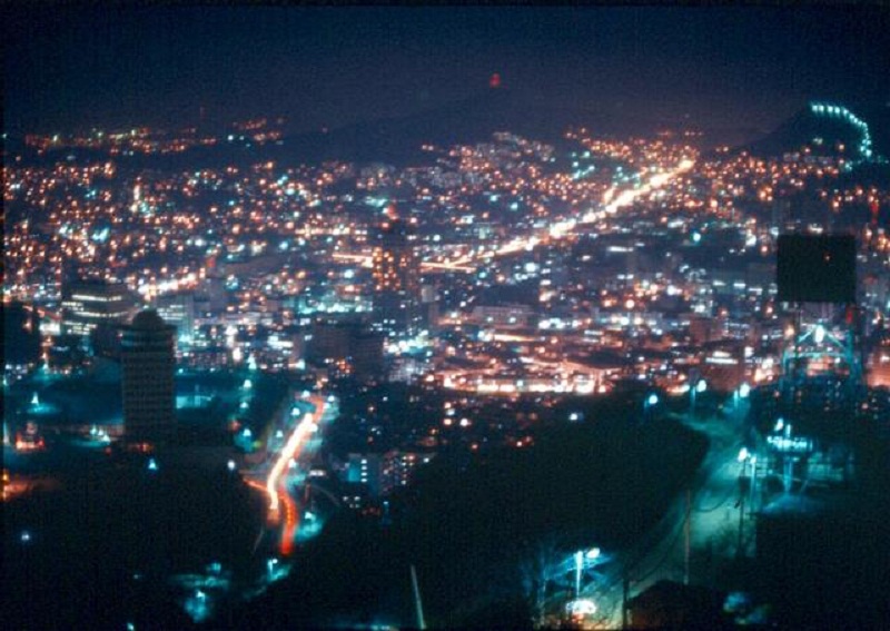 12Seoul at night from Namsan.jpg