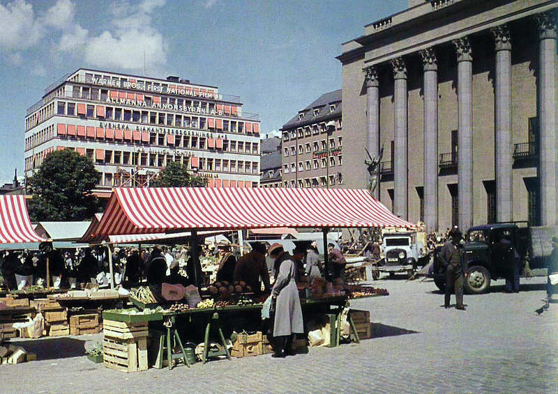 Wonderful Color Photos of Stockholm, Sweden from 1930-1964 (4).jpg