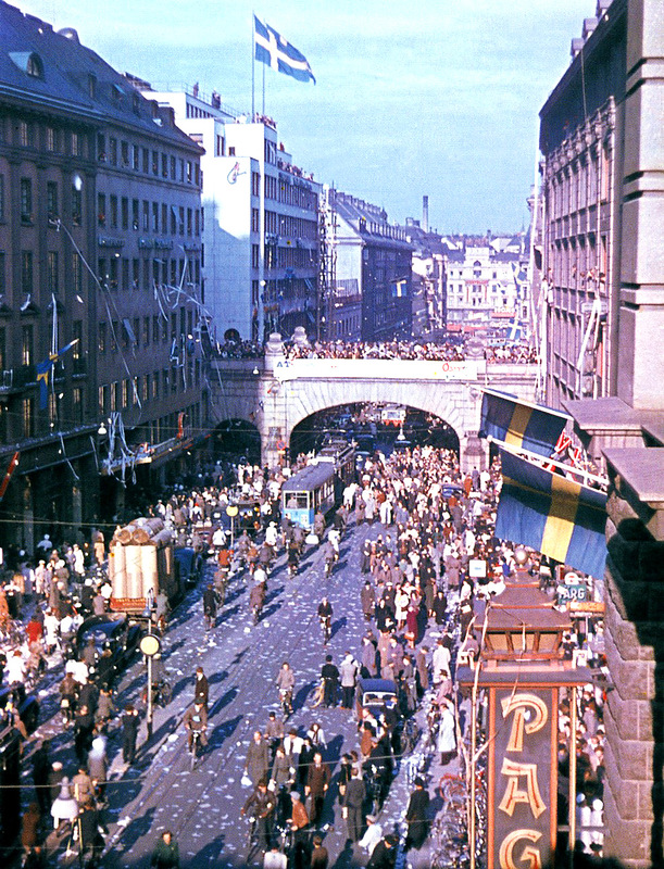 Wonderful Color Photos of Stockholm, Sweden from 1930-1964 (22).jpg