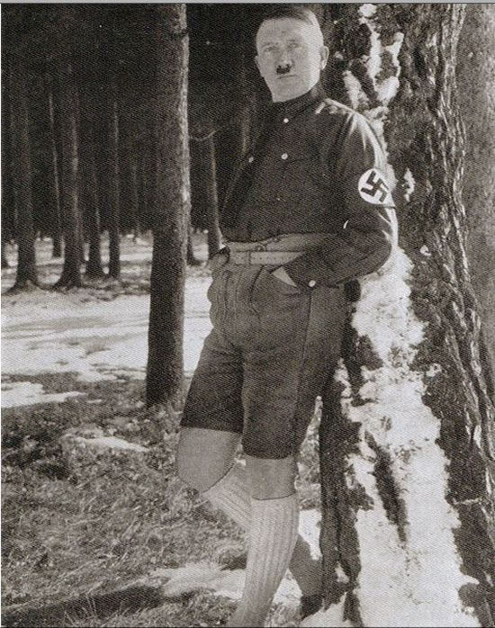 Hitler_02.jpg