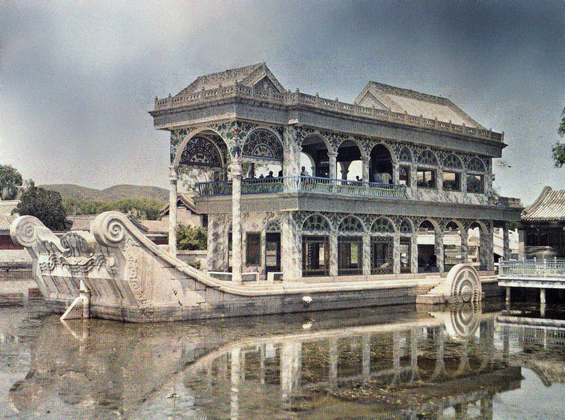 5Marble-Boat-built-by-Empress-Cixi-at-the-Summer-Palace-in-Beijing.jpg