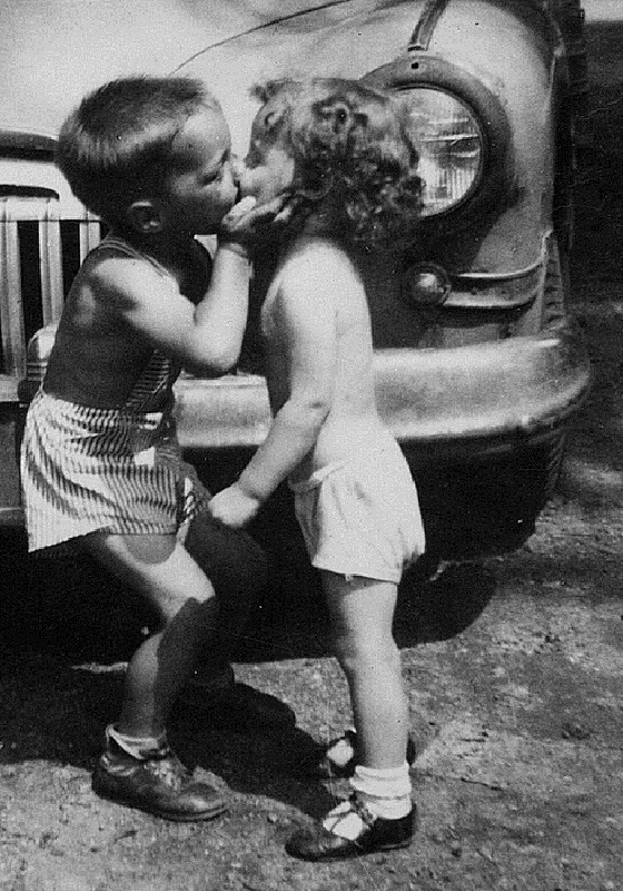 kid kiss.jpg