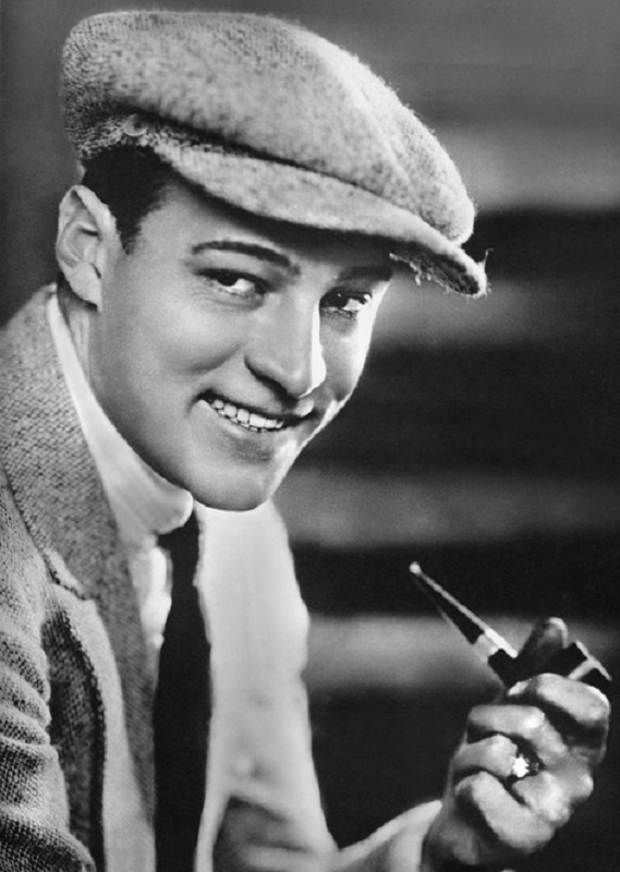 Rudolph Valentino1.png