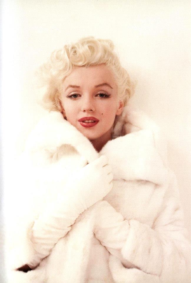 Photoshoot of Marilyn Monroe by Milton Greene, 1955 (9).jpg