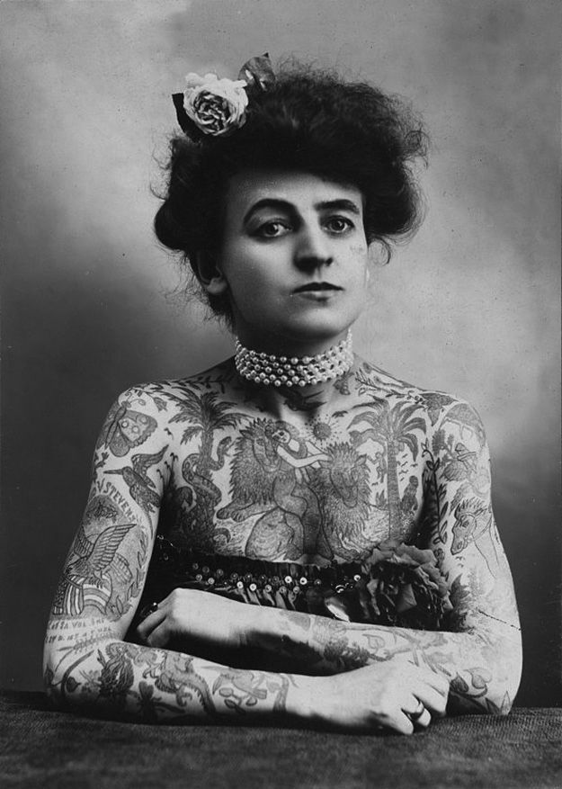Old Photos of Women Rocking Tattoos (11).jpg