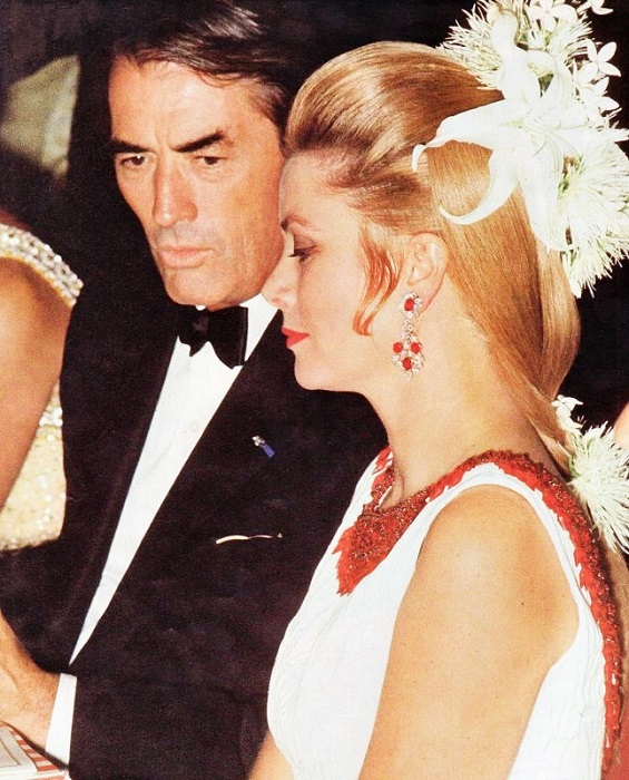 Princess Grace of Monaco and Gregory Peck.jpg